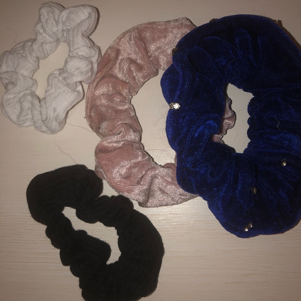 scrunchies!!